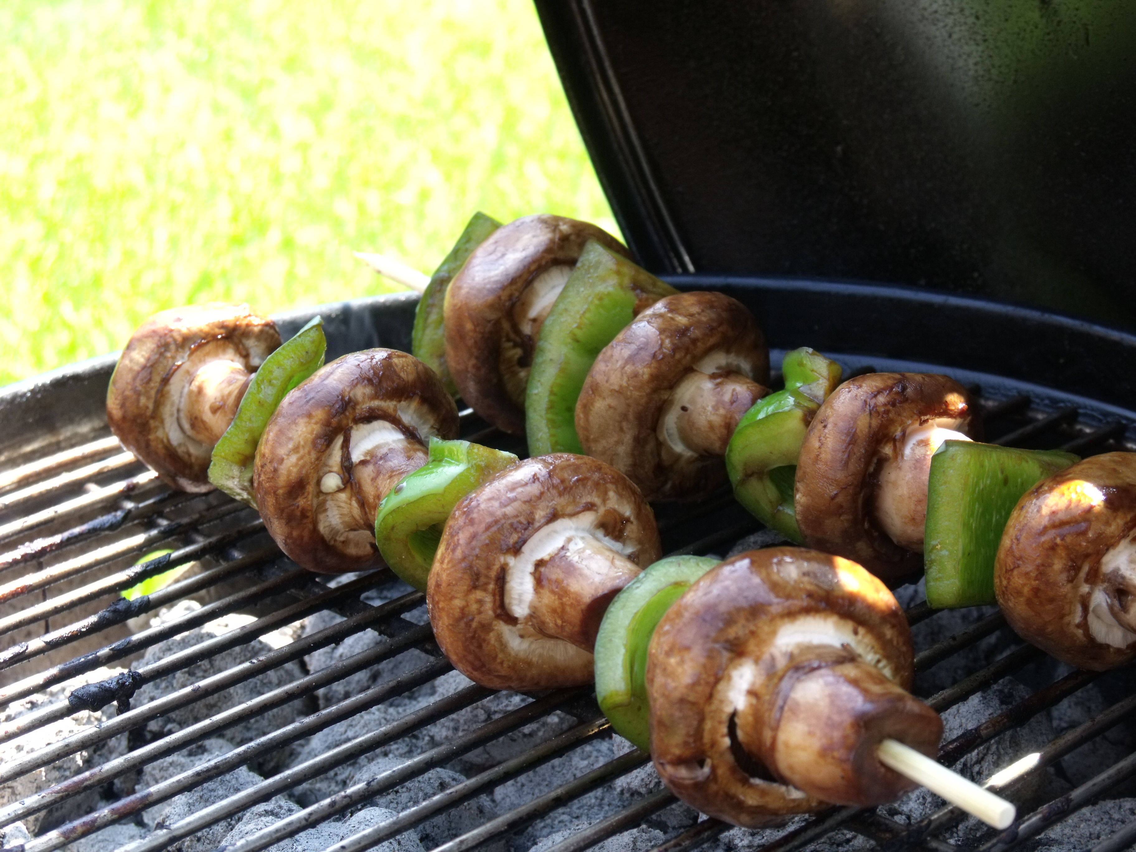 Charcoal Grilling 101 and Balsamic Vegetable Kebabs • Curious Cuisiniere