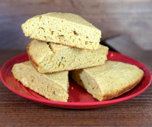 If you love a light sweet, crisp-edged, robust cornbread where you can really taste the corn, this recipe for Southern Skillet Cornbread is for you! | www.curiouscuisiniere.com