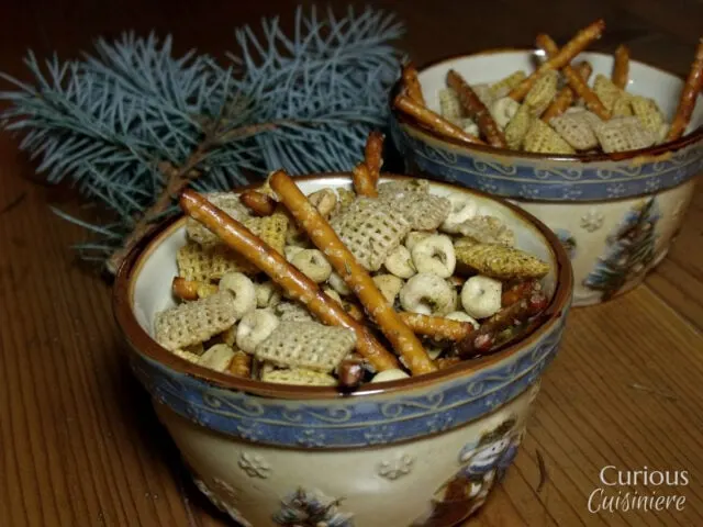 Savory party snack mix
