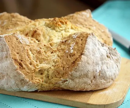 Traditional Irish soda bread recipe without raisins