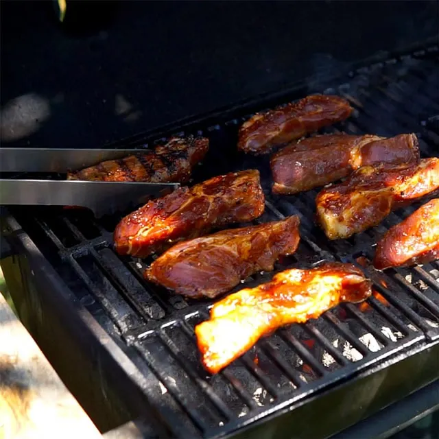 Grilling country style ribs with marinade