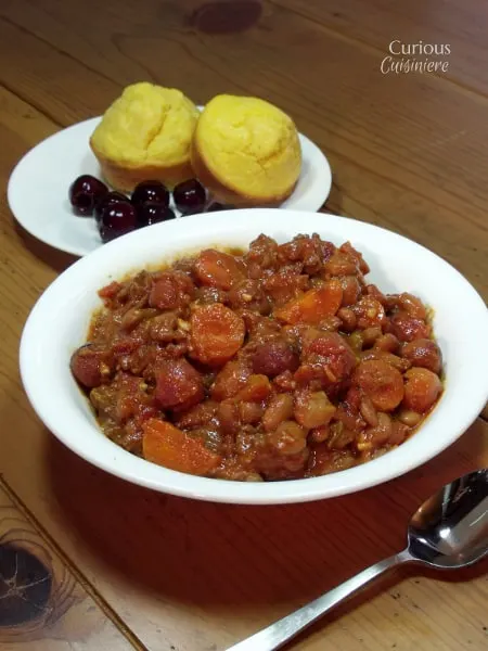 Tart cherries lend their fruity, tart flavors to this hearty beef and bean chili in this Tart Cherry Chili that is lightly sweet and super satisfying. | Curious Cuisiniere