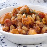 Sweet Potato White Bean Chili (Crock Pot) #WeekdaySupper