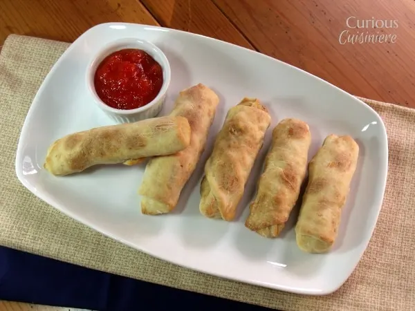 Baked Vegetable Egg Rolls from Curious Cuisiniere #SundaySupper #ChooseDreams #takeoutfakeout #meatlessmonday