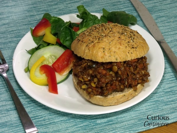 Healthy Sloppy Joes from Curious Cuisiniere #healthyrecipes #comfortfood #WeekdaySupper #ChooseDreams