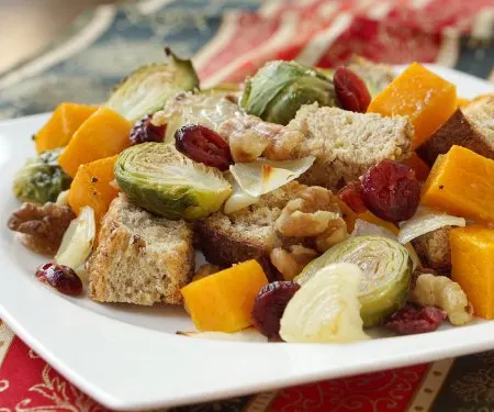 Italian Fall Butternut Squash Panzanella Salad with multi grain bread.