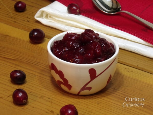 Classic Cranberry Sauce from Curious Cuisiniere #Thanksgiving
