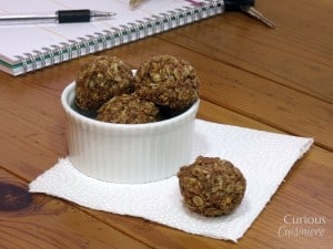 Peanut Butter Granola Bites