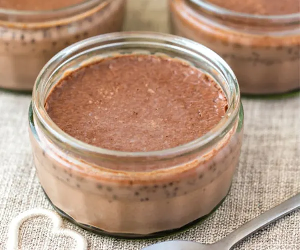 Chocolate Pots de creme close up