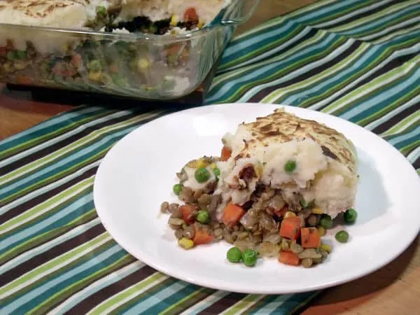 A hearty and flavorful take on an Irish classic, this Vegetarian Shepherd’s Pie is filled with lentils and other vegetables rather than beef or lamb. | www.CuriousCuisiniere.com