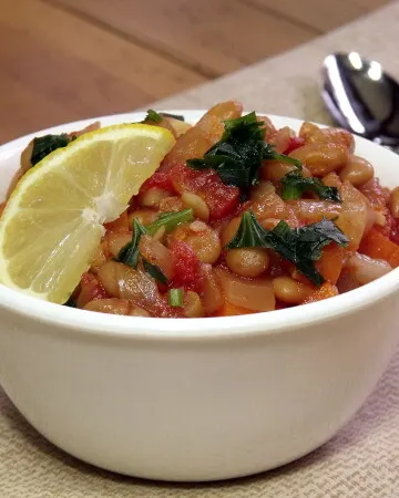 Barbunya Pilaki (Turkish 'Baked Beans') | Curious Cuisiniere