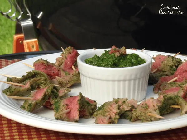 These Nicaraguan style Grilled Chimichurri Steak Skewers are the perfect appetizer for a summer party. |www.CuriousCuisiniere.com