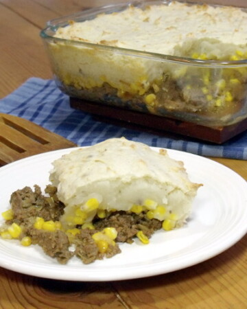 Potatoes, ground beef, and corn combine in this Canadian version of Shepherd's Pie. | www.curiouscuisiniere.com
