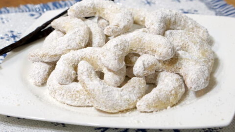 Vanillekipferl Austrian Vanilla Crescent Cookies Curious Cuisiniere