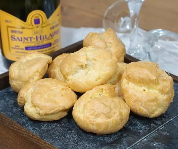 Gougères (French Cheese Puffs)