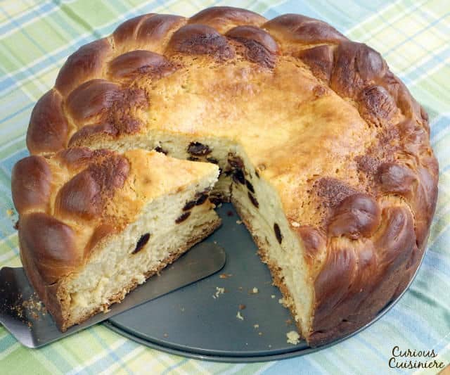 Romanian Pasca, Sweet Cottage Cheese Filled Easter Bread - ChainBaker