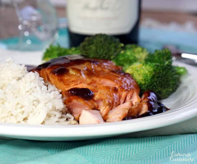 This easy Teriyaki Salmon recipe uses ingredients in your pantry to create an elegant dinner that is quick enough for a weeknight. | www.CuriousCuisiniere.com