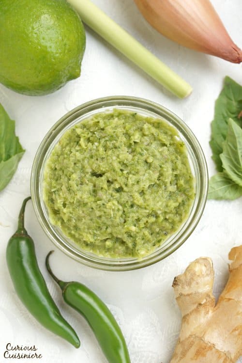 Homemade Thai Green Curry Paste is an easy way to give your Thai curry incredible flavor. | www.CuriousCuisiniere.com 