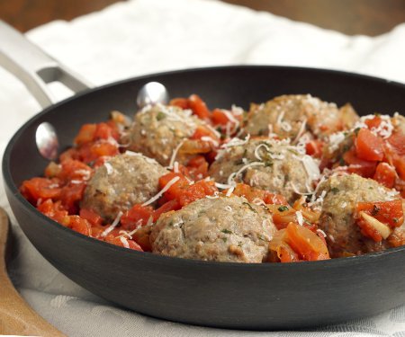 Polpette alla Napoletana are Italian meatballs in a simple tomato sauce, and they're the closest recipe you'll find to "spaghetti with meatballs" in traditional Italian cuisine. | CuriousCuisiniere.com
