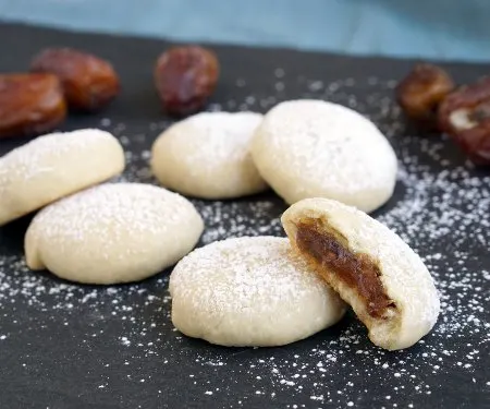 Maamoul Cookies are melt in your mouth, date filled cookies that are low in sugar but robust in flavor. | www.CuriousCuisiniere.com