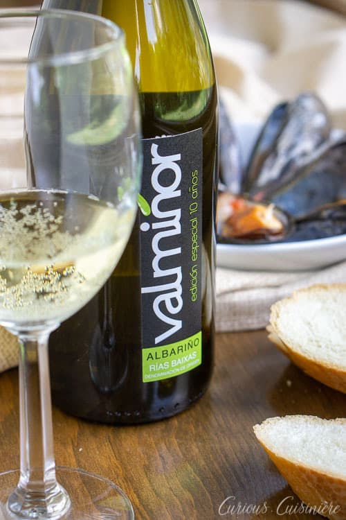 Galician Style Mussels In White Wine And An Albariño Wine Pairing
