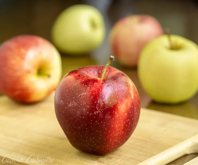 Apples are used in many different ways around the world. If you're looking for a unique recipe to make with apples, why not try a cultural recipe? | www.CuriousCuisiniere.com 
