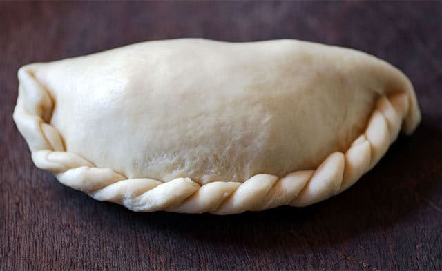 Chicken Empanadas ready to fry (or bake) | www.CuriousCuisiniere.com