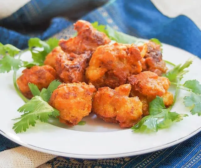 Cauliflower Pakora - Cauliflower fritters