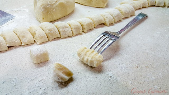 How To Roll Gnocchi, rolling step 2| Curious Cuisiniere