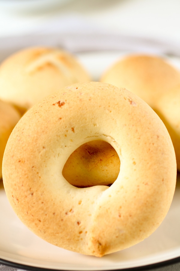 Pandebono (Colombian Cassava Bread) ring