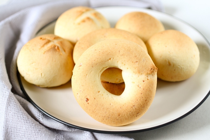 Pandebono (Colombian Cassava Bread)
