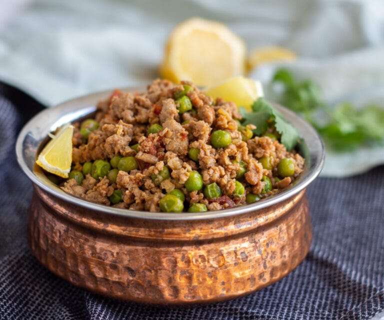 Keema Matar (Pakistani Ground Beef Curry with Peas) • Curious Cuisiniere