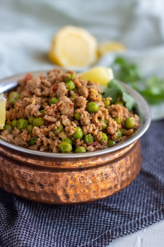 Keema Matar (Curry de Carne Molida Paquistaní con Guisantes)