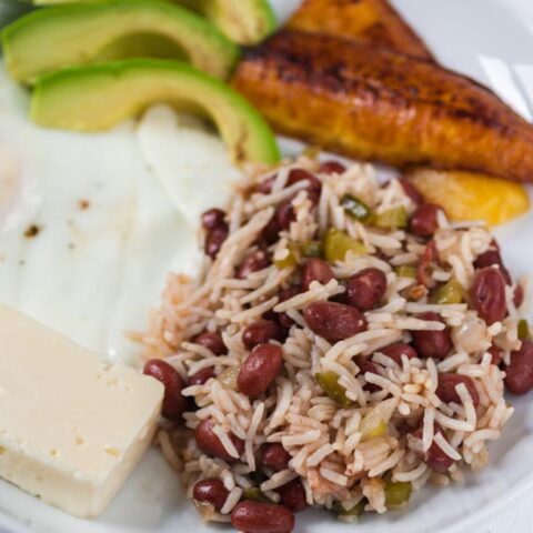 Casamiento Salvadoreño (Salvadoran Beans and Rice)-image