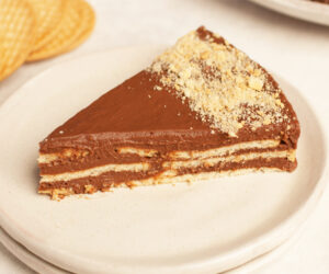 Venezuelan Marquesa de Chocolate no bake dessert