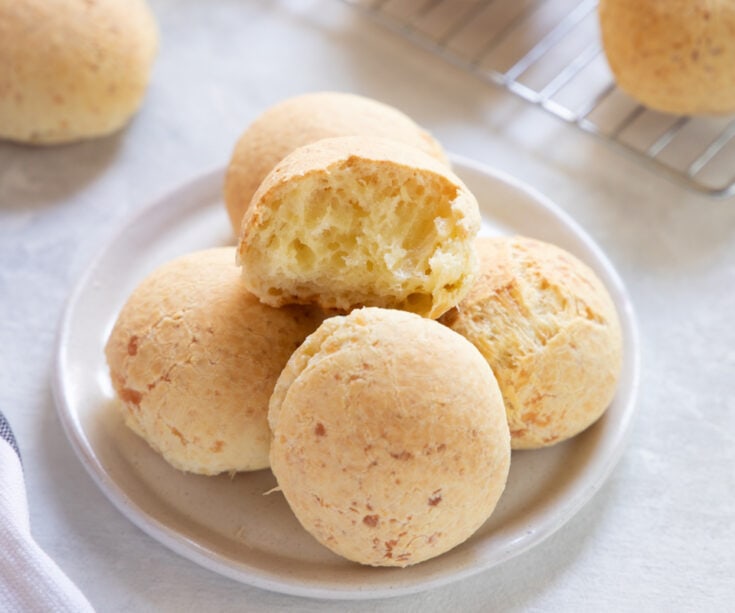 Pan de Yuca - Ecuadorian Cassava Bread inside picture horizontal