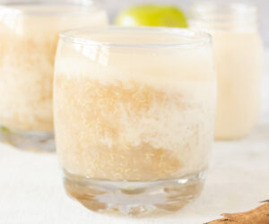 Bolivian apple quinoa drink with evaporated milk