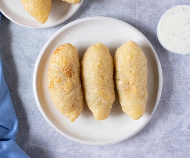 Carimañola Panamanian cassava meat pies