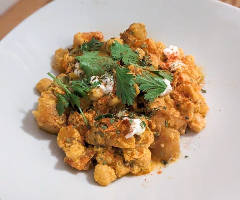 Himachali Madra - North Indian chickpea curry with yogurt gravy