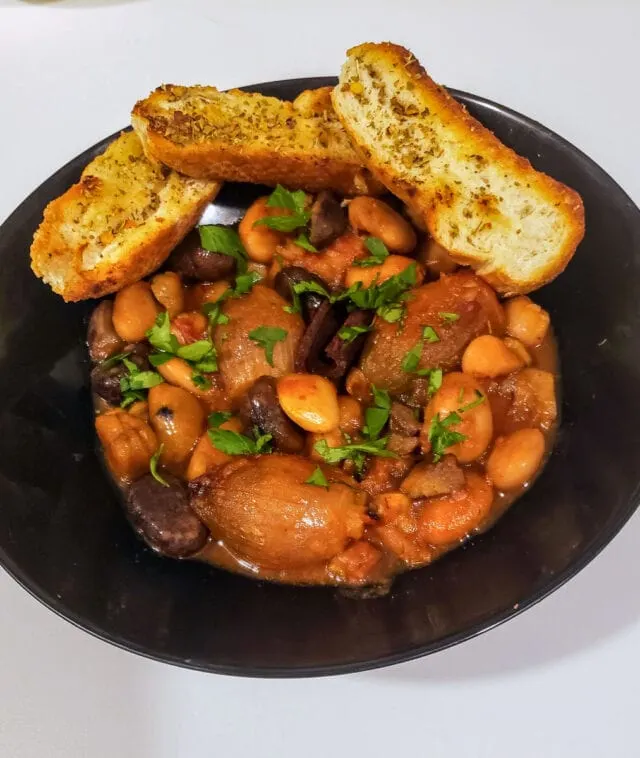 Kastana Stifado - Greek Wine-Braised Chestnut recipe