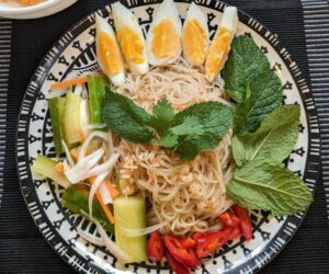 Mee Kola - Cambodian vegetarian noodles with rice noodles and pickled vegetables